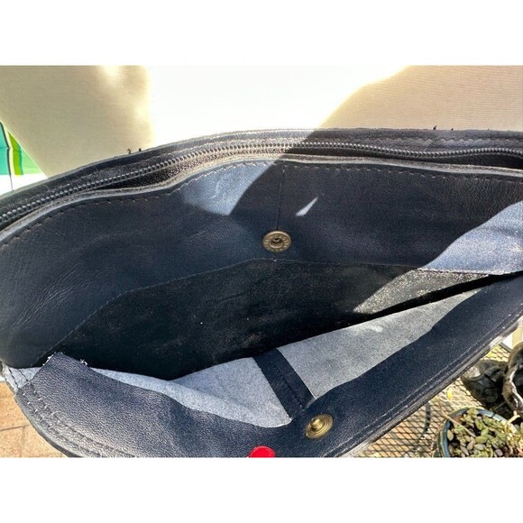 Vintage B Young Blue Leather Crossbody Handbag Pockets Lined Pocketbook Clutch - Picture 3 of 9